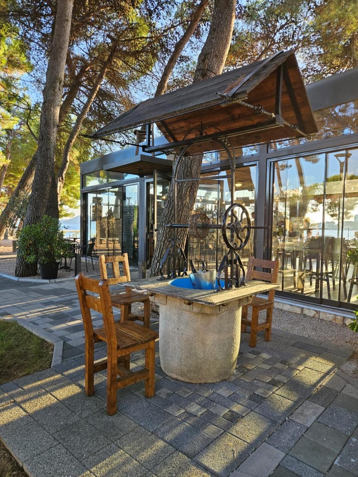 Apartmani Linda Vodice Eksteriør billede